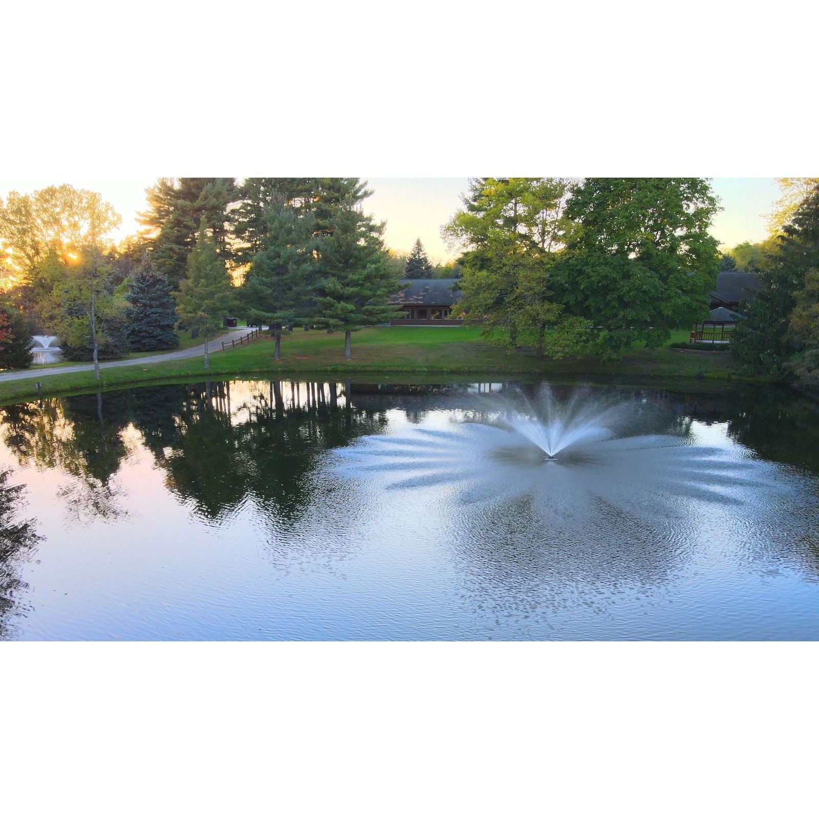 Scott Aerator Tudor Pond Fountain