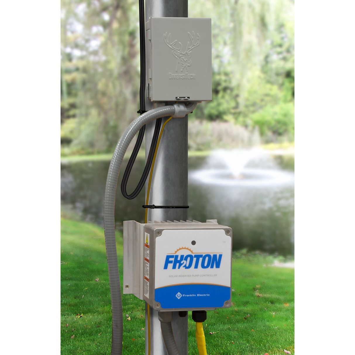 Scott Aerator Amherst Pond Fountain (Solar-Powered)