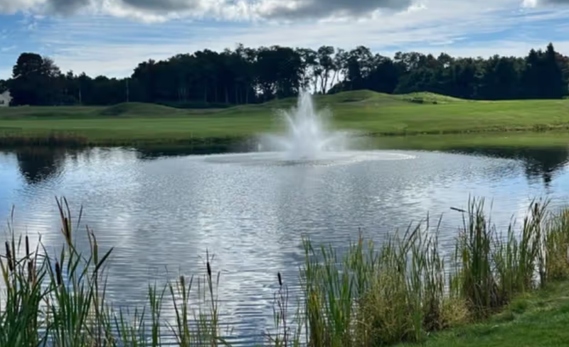 Kasco J Series In Customers Pond