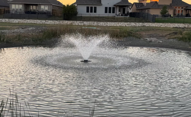 Scott Aerator DA-20 In Customers Pond